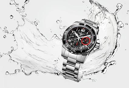 ساعات HydroConquest  أداء غنيّ بالألوان في عالم الغطس 